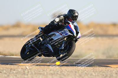 media/Dec-09-2023-SoCal Trackdays (Sat) [[76a8ac2686]]/Turn 15 Set 1 (230pm)/